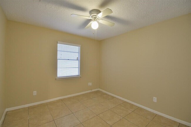 Building Photo - 3530 Dryburgh Ct