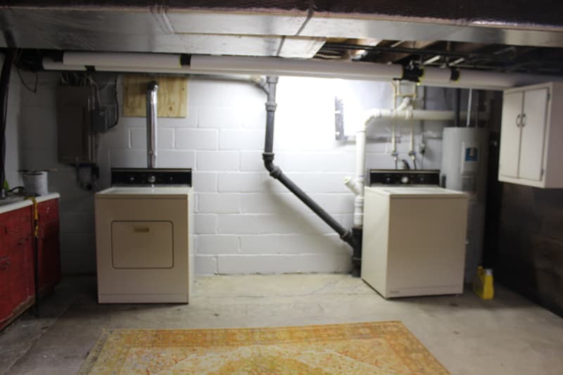 Building Photo - 201 American Ave