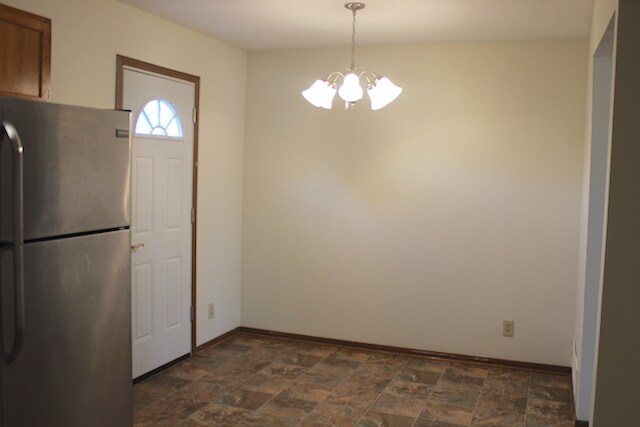 Building Photo - 926 W Belmont-