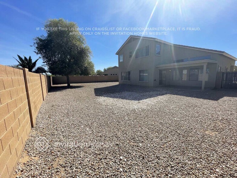 Building Photo - 2598 W Bow Ct