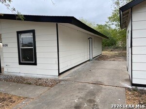 Building Photo - 6106 Cedar Valley Dr