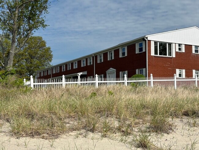 Building Photo - 51 E Broadway