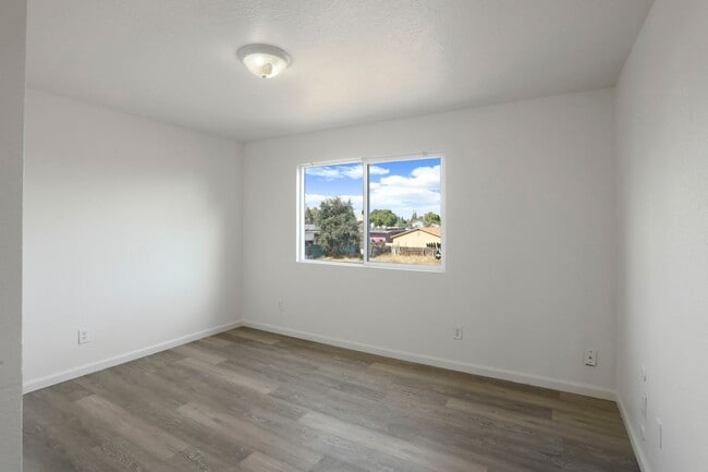 Building Photo - 3557 Merced Ave