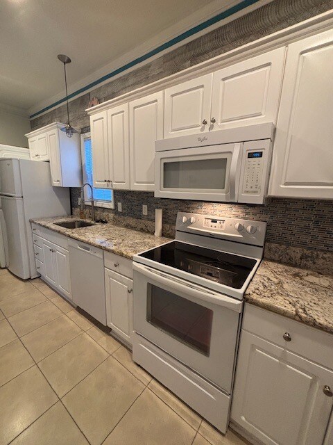 Building Photo - 230 Addison Cottage Way