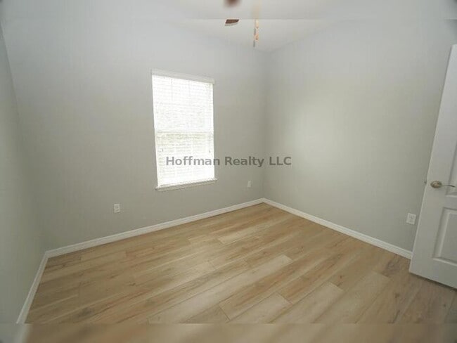 Building Photo - 2 Story Condo in gated community at Schooner Cove