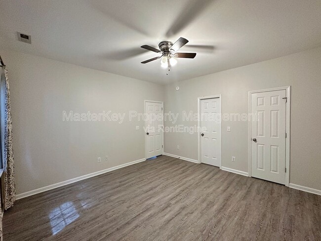 Building Photo - 106 Litton St