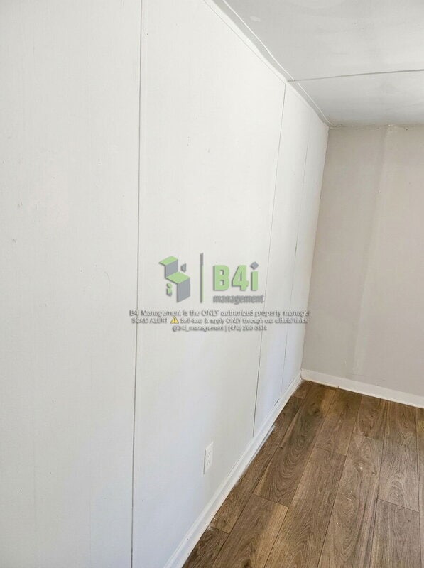 Building Photo - 165 Chapel Hill Cir