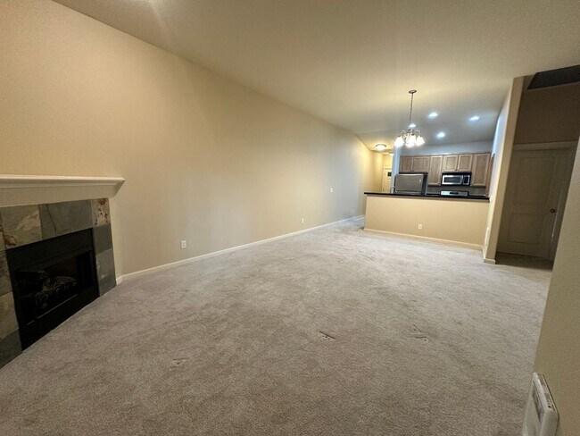 Building Photo - 6298 SW Grand Oaks Dr