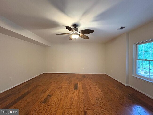 Building Photo - 1151 Fieldview Dr
