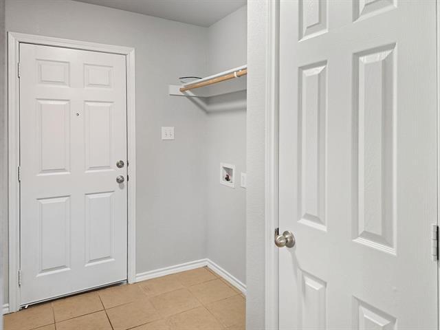 Building Photo - 2820 Stonewall Ln