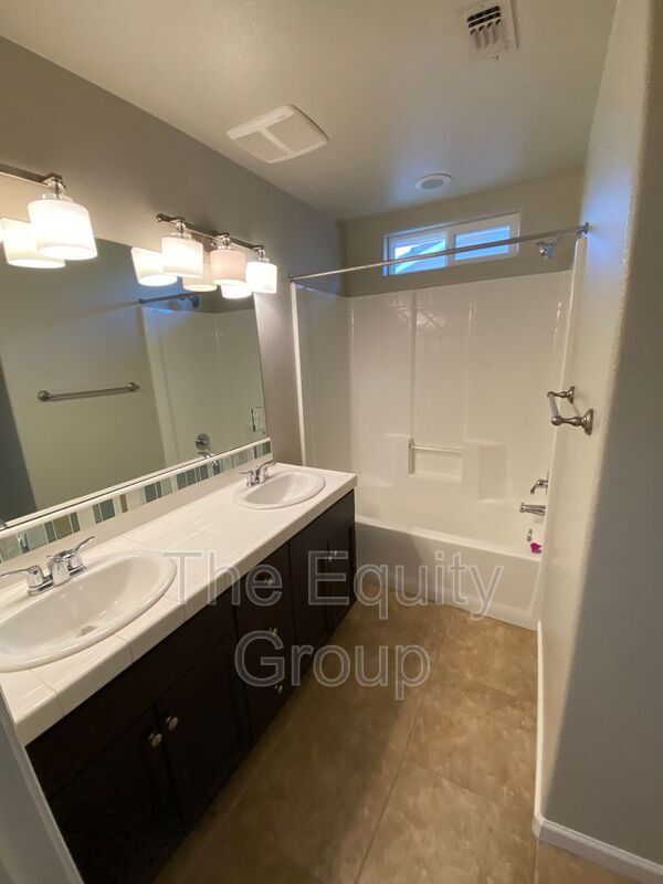Building Photo - 3461 Alcove Way