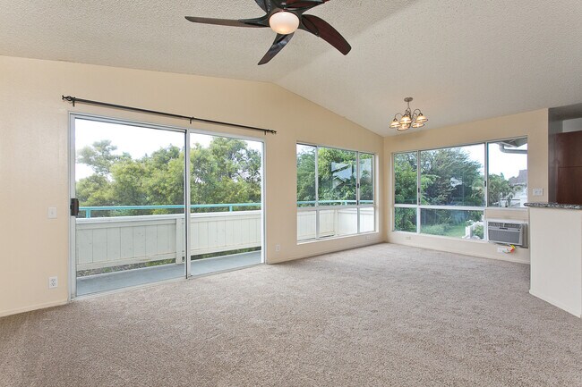 Building Photo - Arbors in Ewa Beach 2/2/2 Townhouse