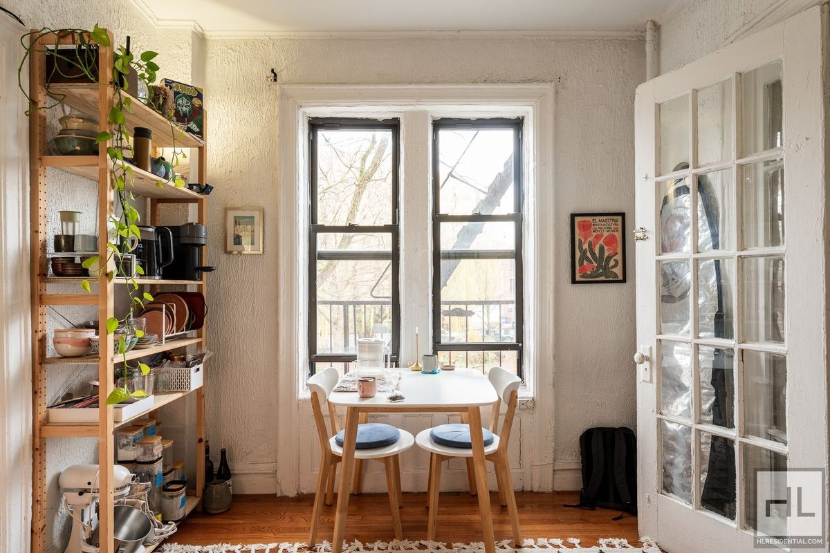 Building Photo - 15 STREET