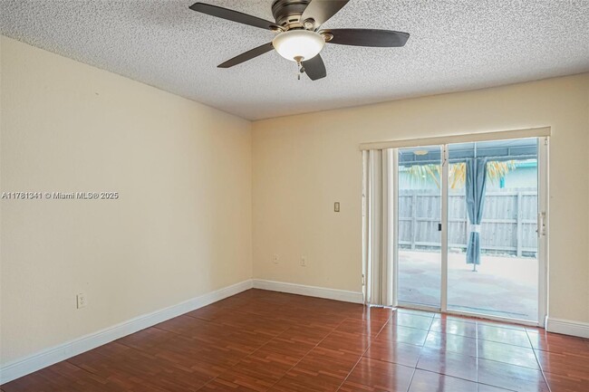 Building Photo - 11605 SW 147th Ave