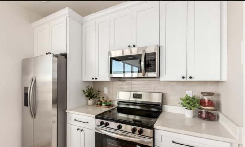 Building Photo - 411 N 32nd Pl