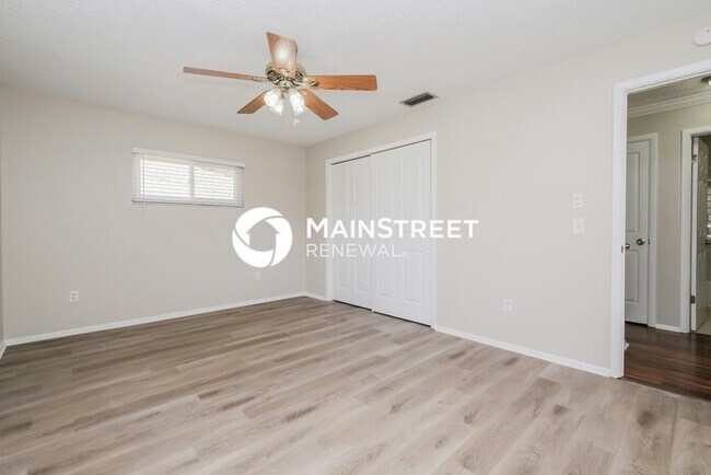 Building Photo - 3 Bedroom Pet-Friendly Home in spring hill...