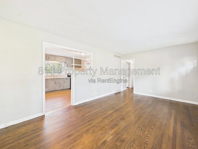 Building Photo - 8250 Webster Ave