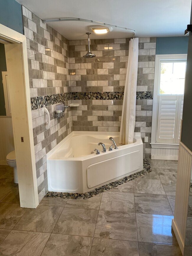 Building Photo - Coming Soon- Stunning 3 Bedroom Home with Barn and Over 3 Acres!