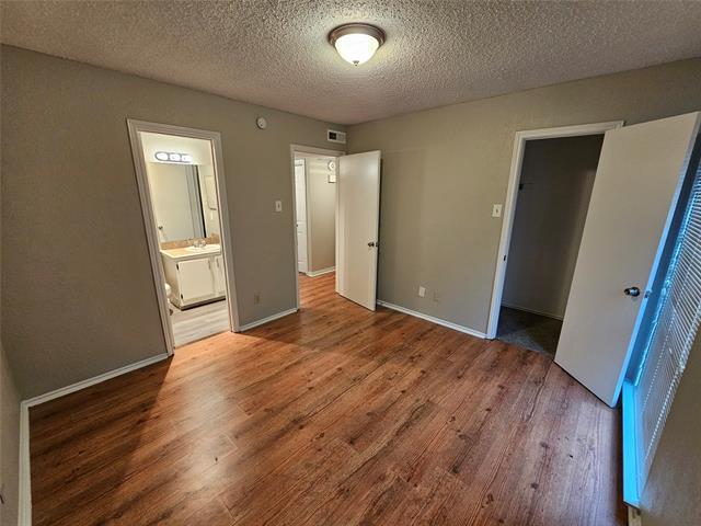 Building Photo - 7522 Holly Hill Dr