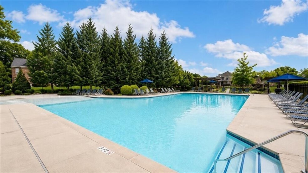 Building Photo - 4462 Silver Oak Dr SW