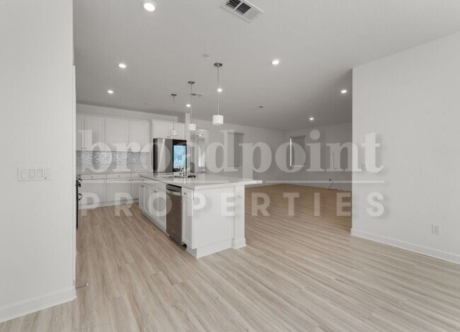 Building Photo - 27941 Silo Ln