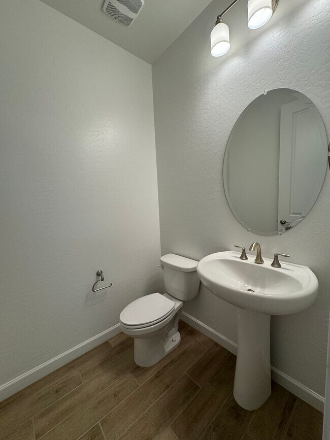 Building Photo - BRAND NEW HOME IN UNION PARK IN PHOENIX