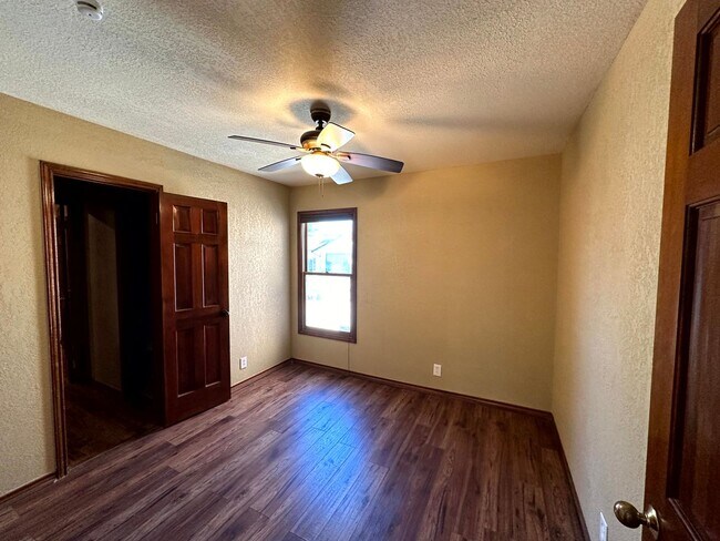 Building Photo - 6461 Firestone Pkwy