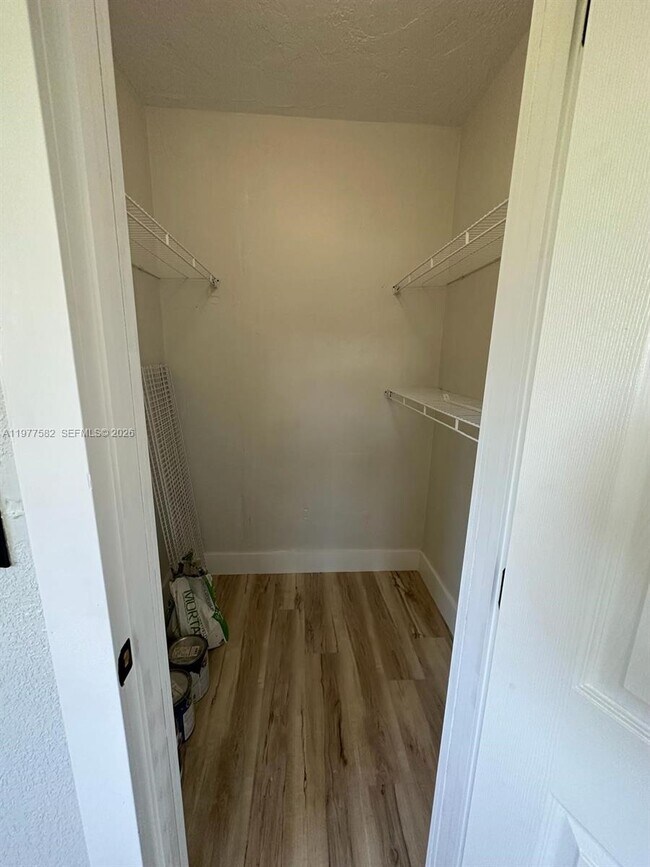 Building Photo - 326 NW 97th St