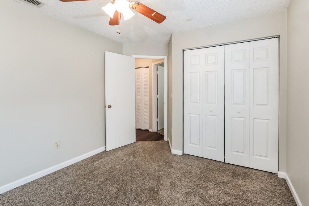 Building Photo - 409 Benson St