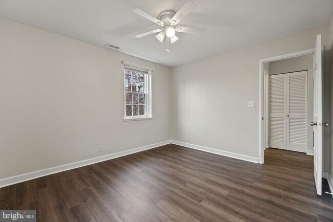 Building Photo - 3076 S Woodrow St