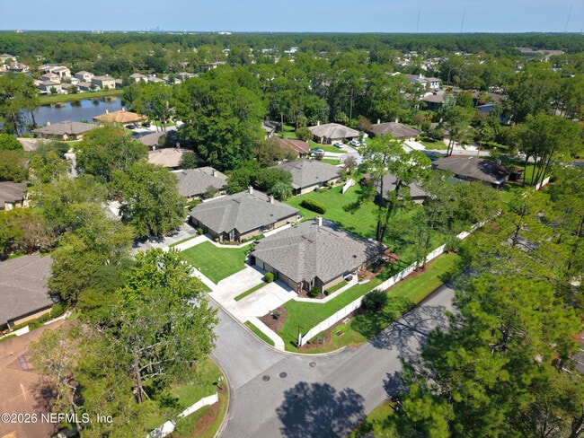 Building Photo - 9351 Arbolita Way