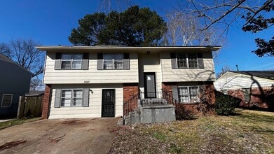 Building Photo - 2547 Courtney Dr