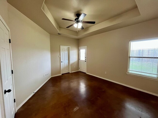 Building Photo - 206 Ragsdale Way