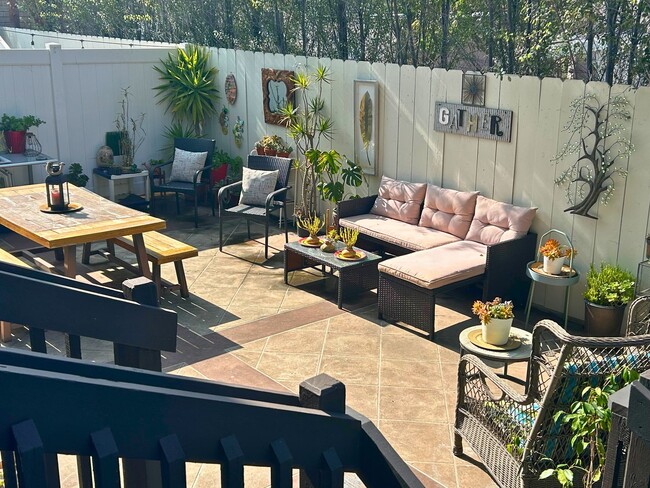 Building Photo - 4120 Third Ave