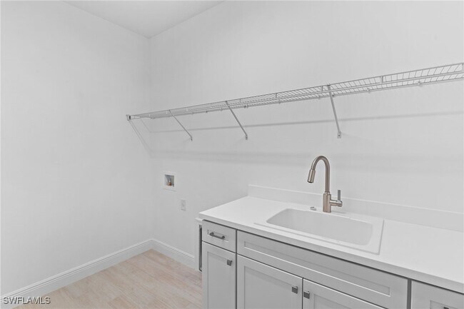 Building Photo - 4580 Skysail Dr