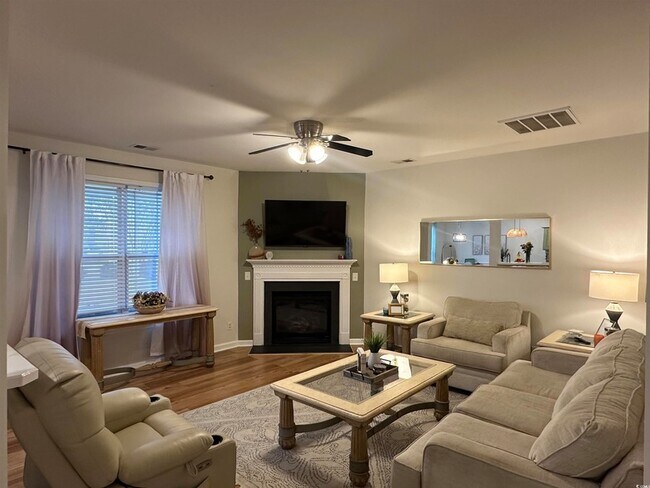 Building Photo - 204 Fulbourn Pl