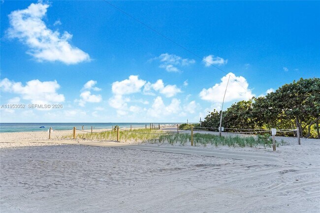 Building Photo - 9341 Collins Ave