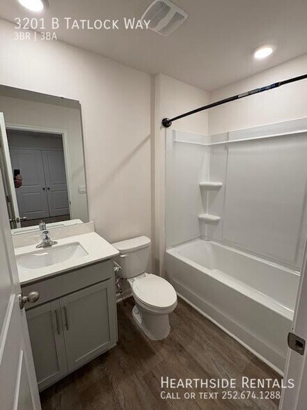 Building Photo - 3201 Tatlock Wy