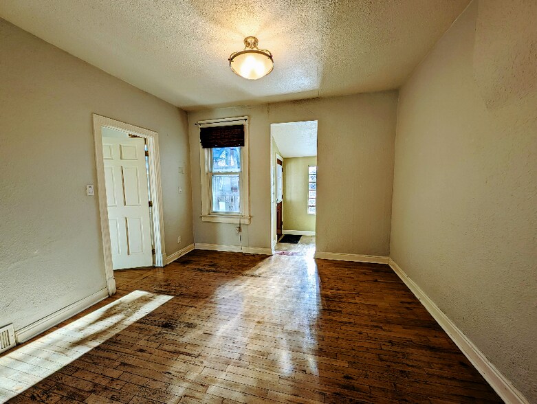 Building Photo - 22 E Bayaud Ave