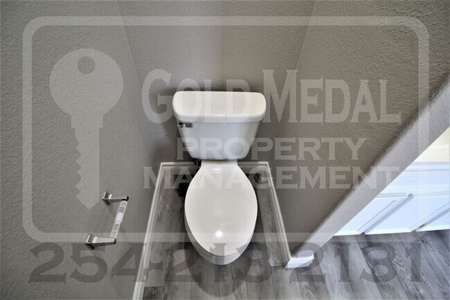 Building Photo - 2513 Jake Dr