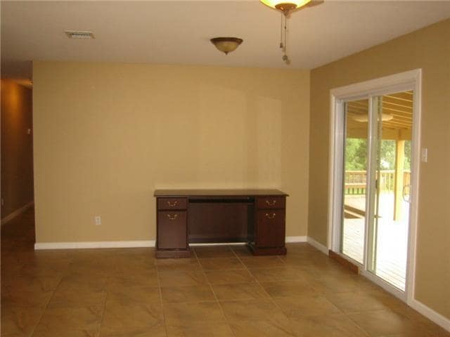 Building Photo - 15208 S Flamingo Dr