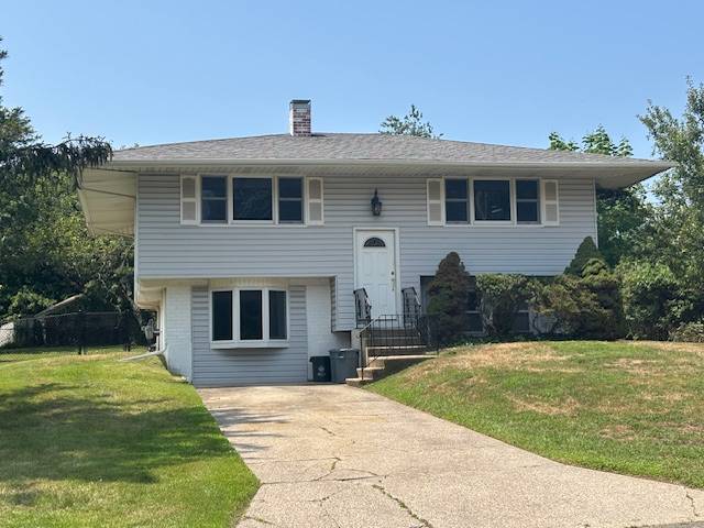 Primary Photo - 34 Bobcat Ln
