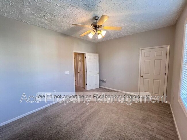 Building Photo - 4010 Bardstown Ct