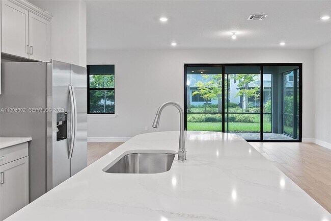 Building Photo - 4443 Providence Wy