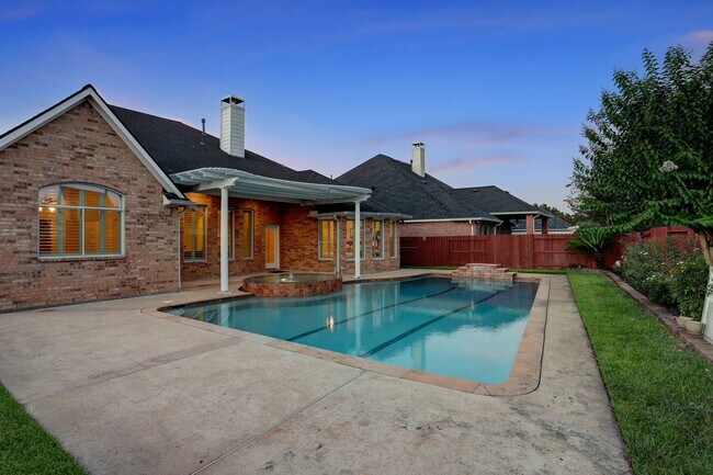 Building Photo - 12419 Acacia Arbor Ln