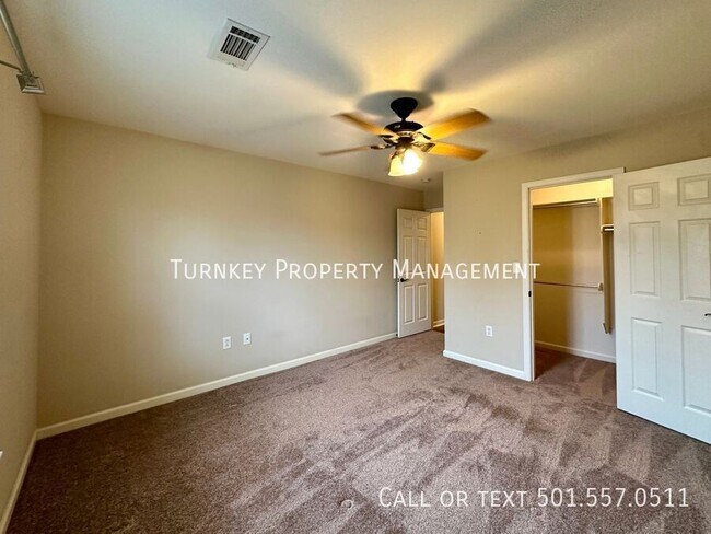 Building Photo - 13601 Stonehenge Cove