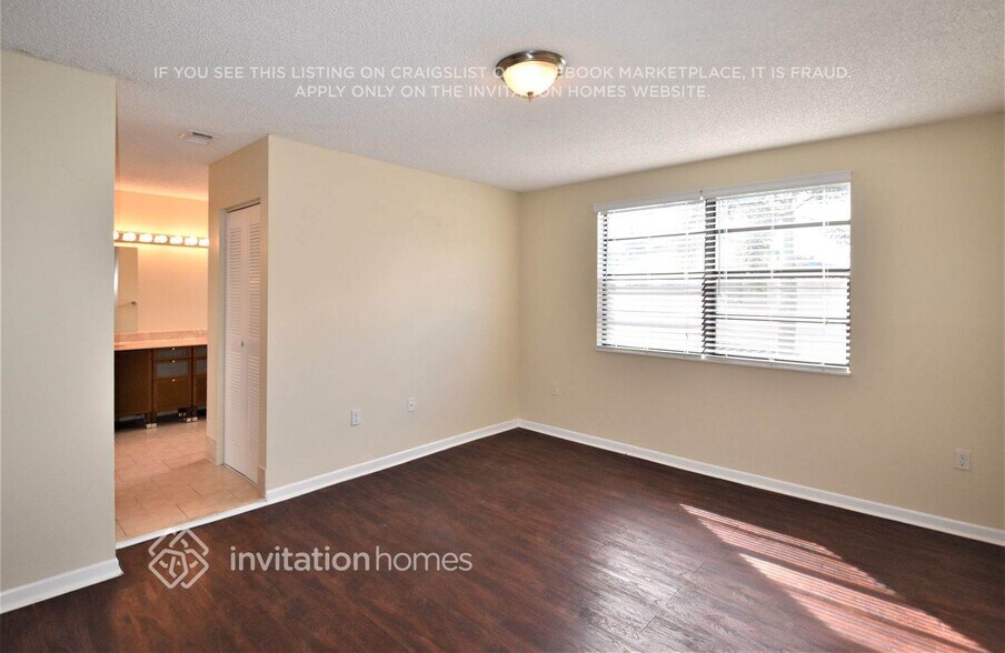 Building Photo - 14710 Cedar Creek Pl