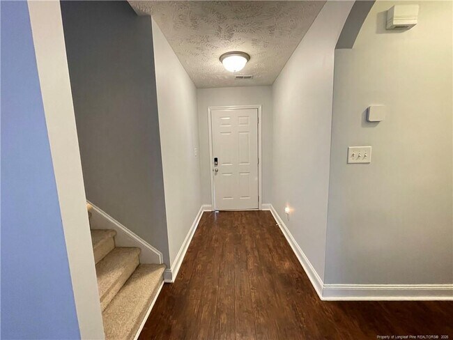 Building Photo - 2144 St Nicholas Dr