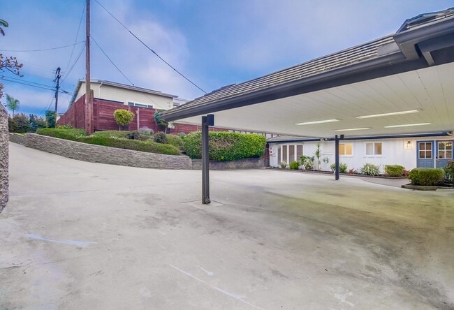 Building Photo - Beautiful house in heart of Point Loma