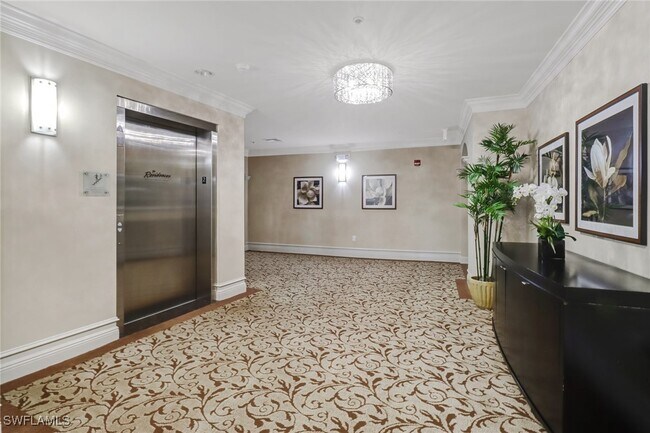 Building Photo - 23191 Fashion Dr